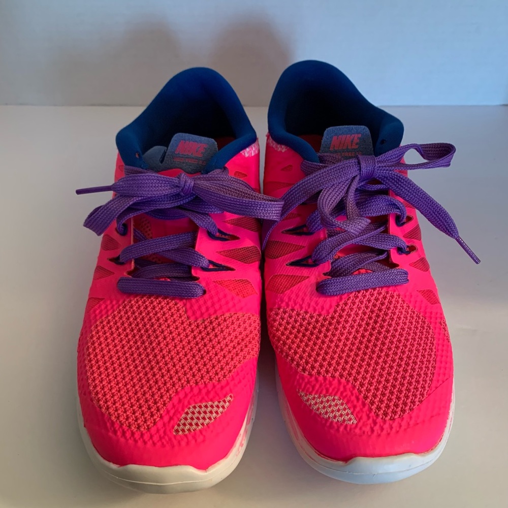 Nike Free 5.0 bare foot ride sneakers